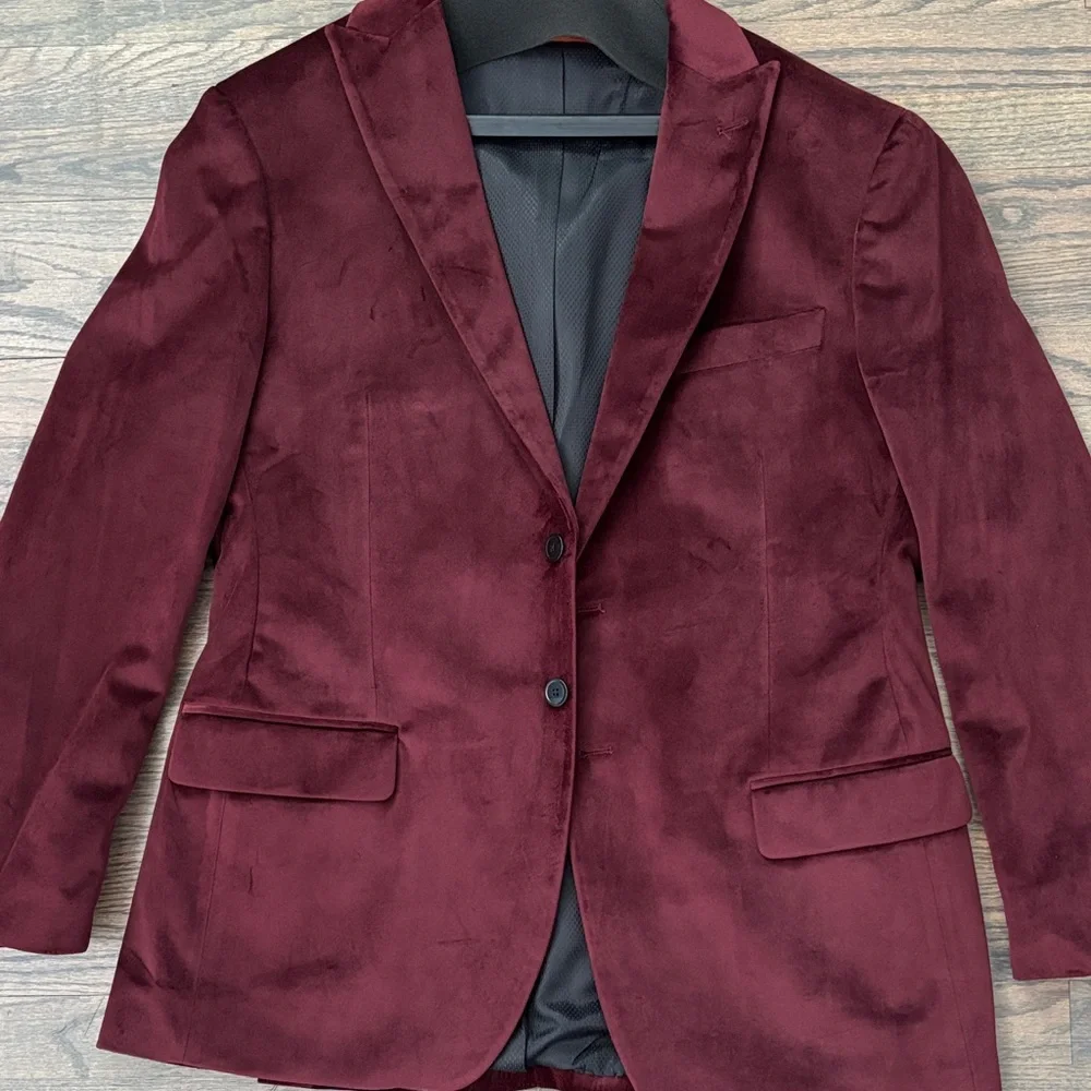 Burgundy Velvet Notch Lapel Sport Coat Blazer